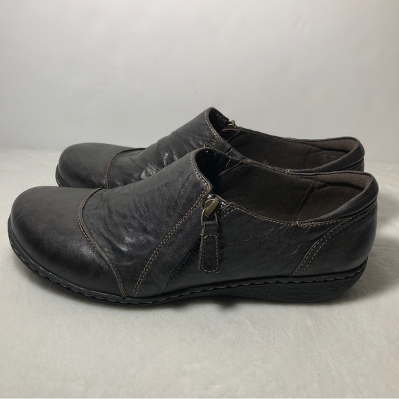 Clarks Collection Shoes Women 10W Soft Cushion Brown Tooled Leather SlipOn Flats - Picture 4 of 11